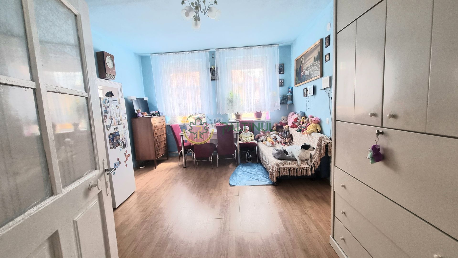 Apartament la casa  cu 3 camere si teren zona – Piata Cluj