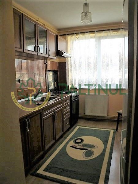 Apartament 3 camere,  zona Vasile Milea