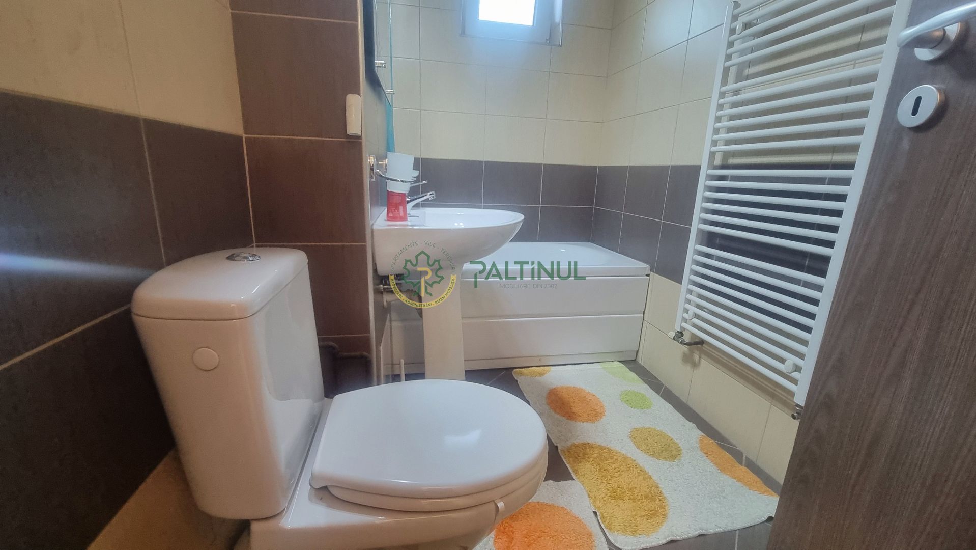 Apartament decomandat cu 2 camere, 2 balcoane , lift- Alba Iulia