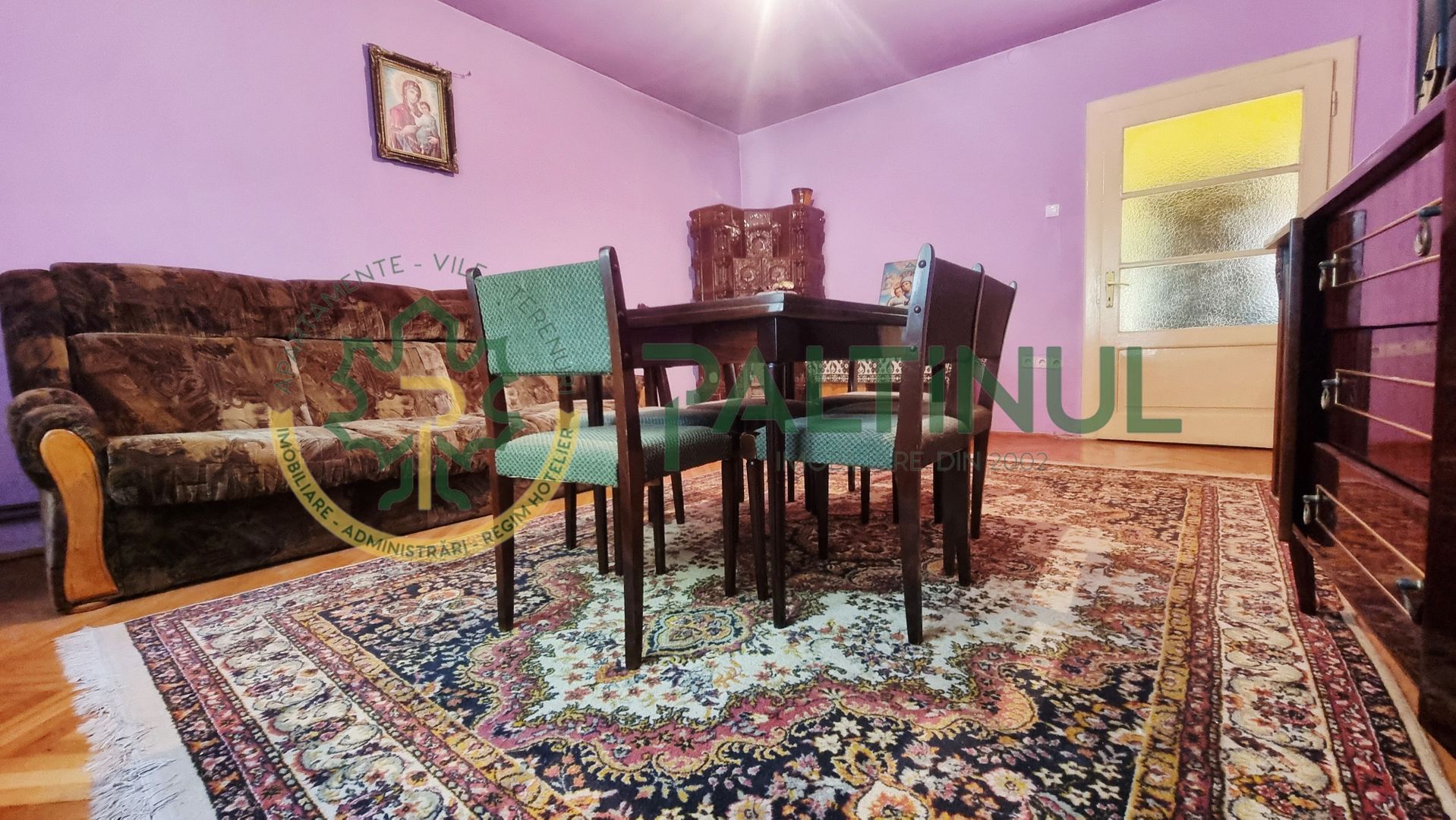 Casă singur în curte, 363 mp teren – zona Record, 2 intrări, anexa, trifazic