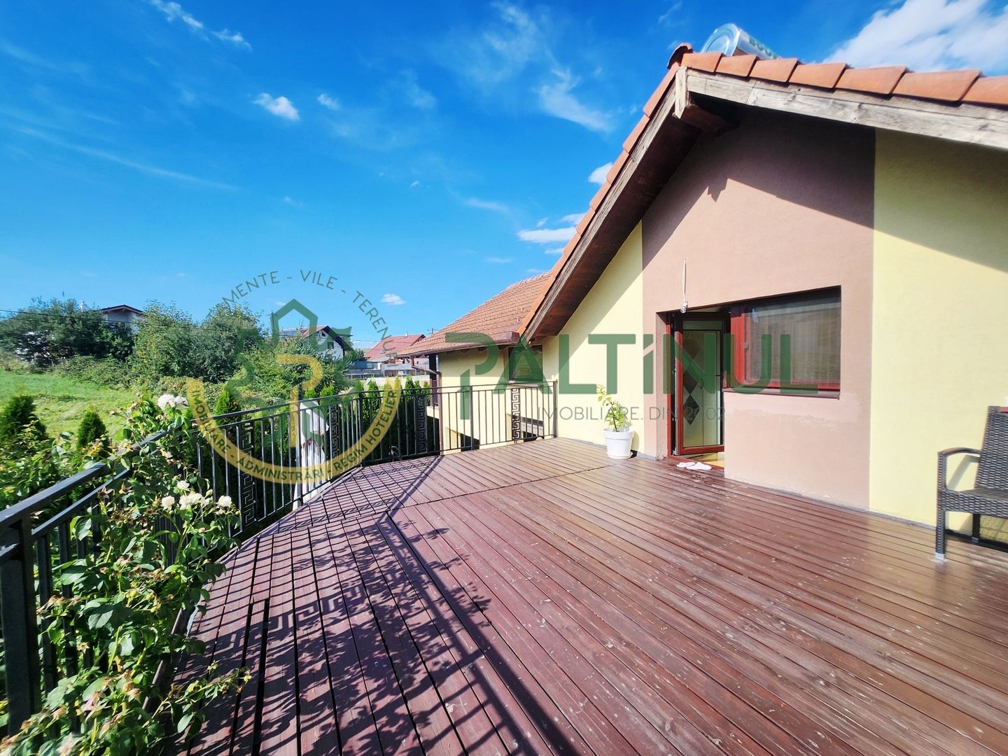 Casă tip duplex modernă în Cisnădie – 3 dormitoare și curte amenajată