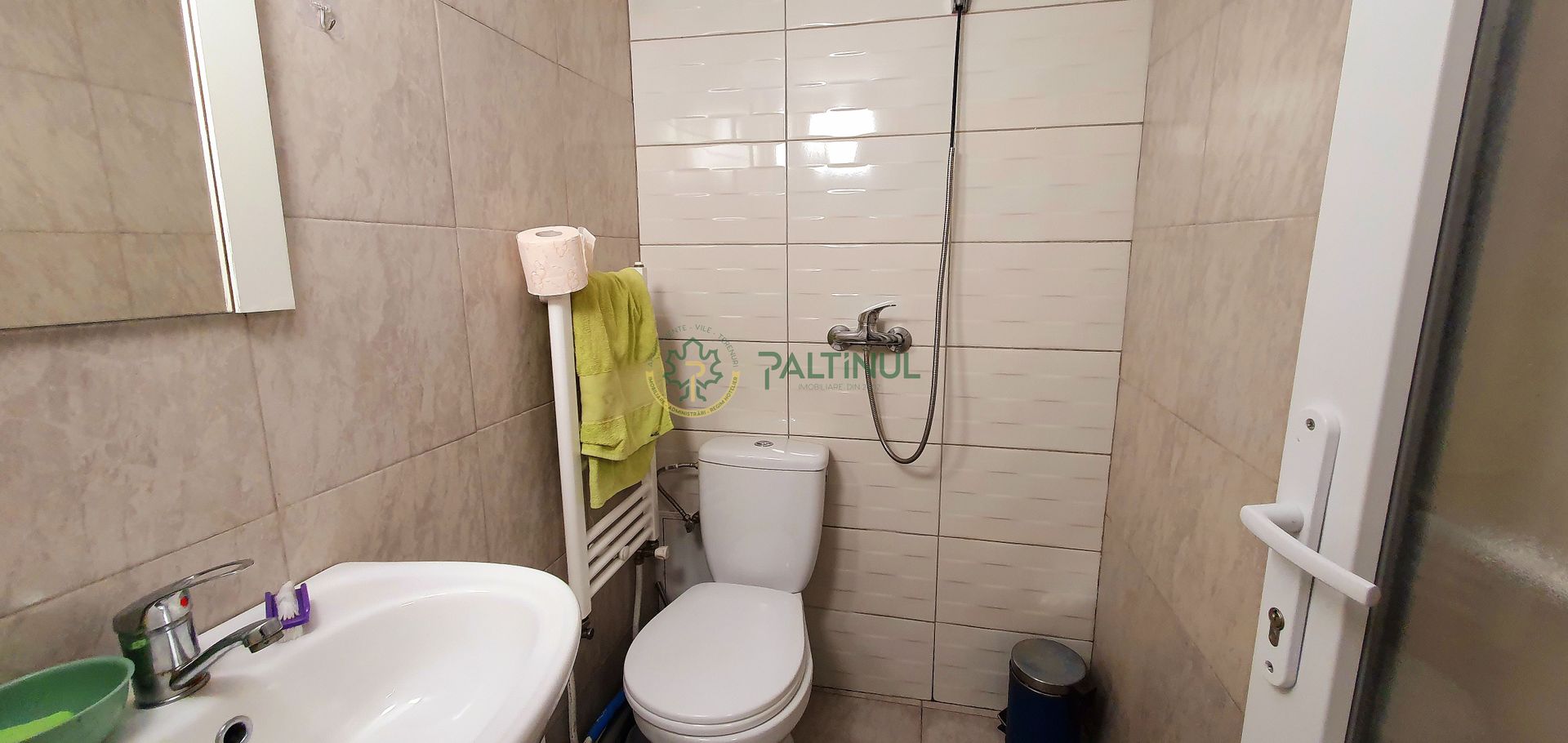 Apartament cu 2 camere la casă în zona Calea Poplacii