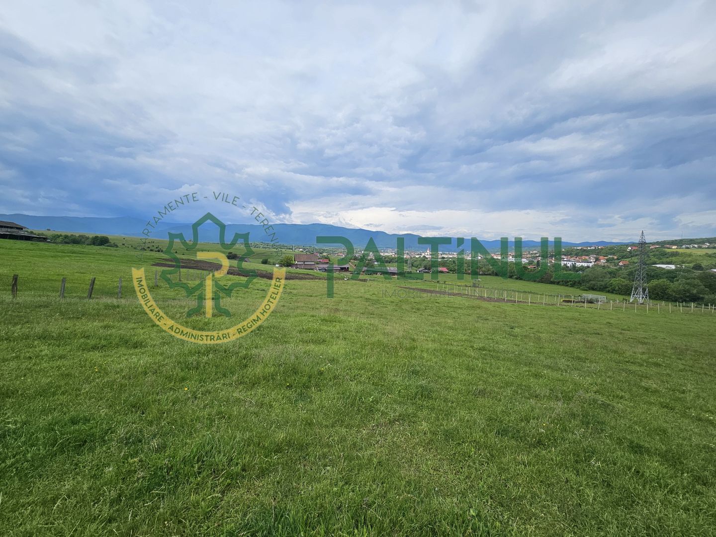 Teren cu priveliste, 1450 mp intravilan, Cisnadie, Sibiu