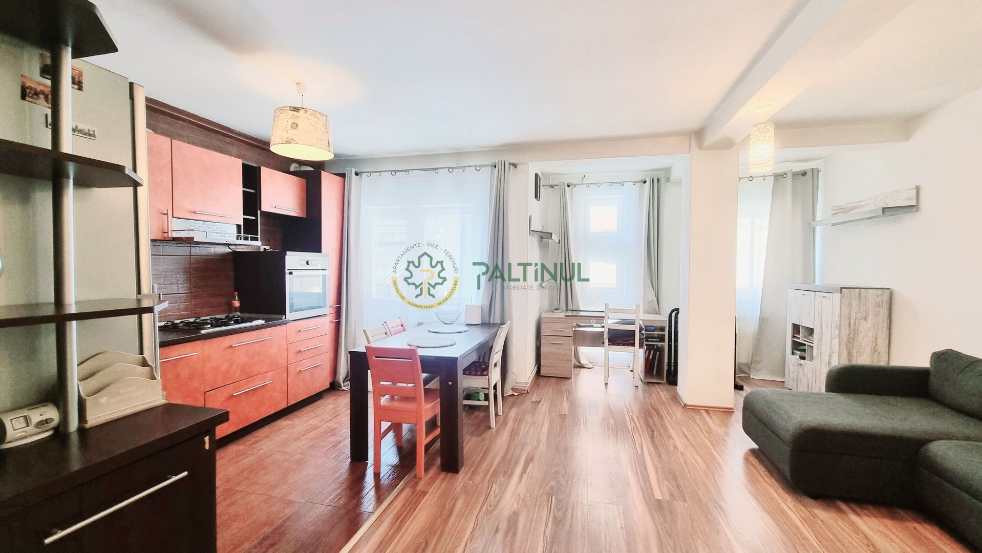 Apartament 3 camere , parter, loc de parcare – zona 3 Stejari