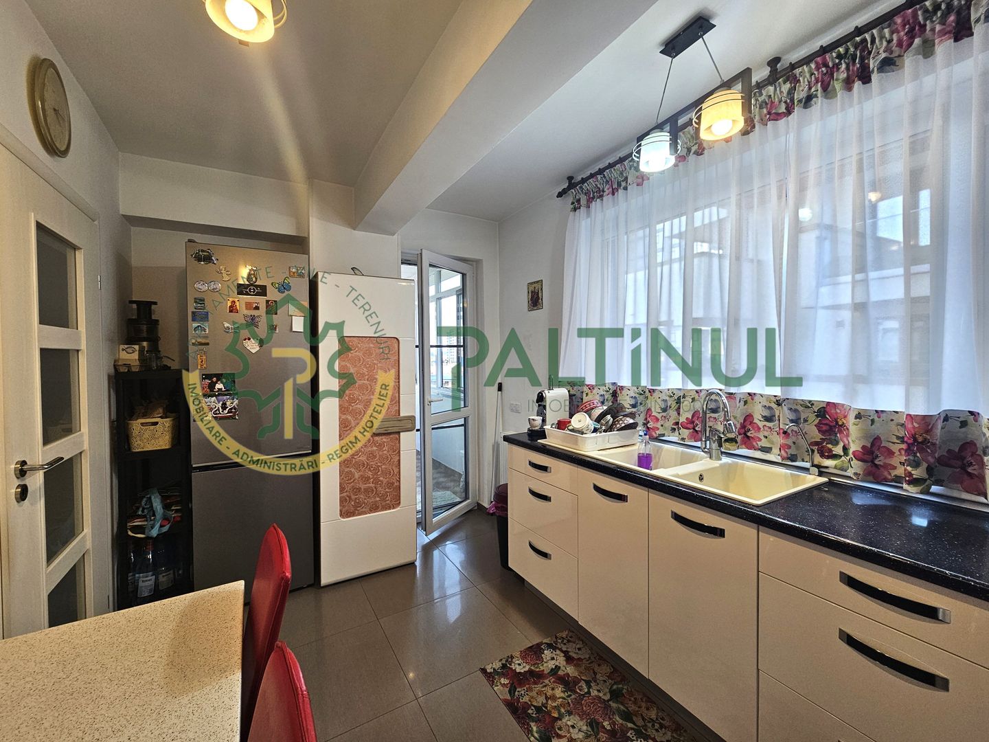 8Cqgd_50tXrhoW5Vha8eRR-BKwdtzGNhkSn3Gs8Dr2k