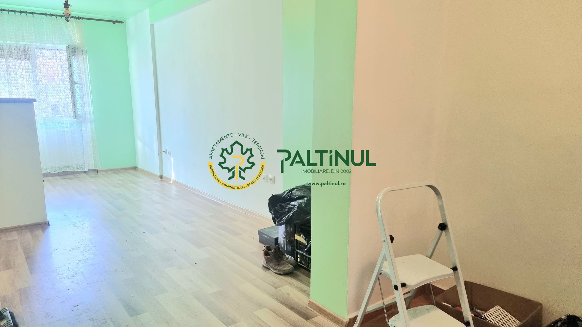 Apartament 2 camere etaj 2 pe  Stefan cel Mare