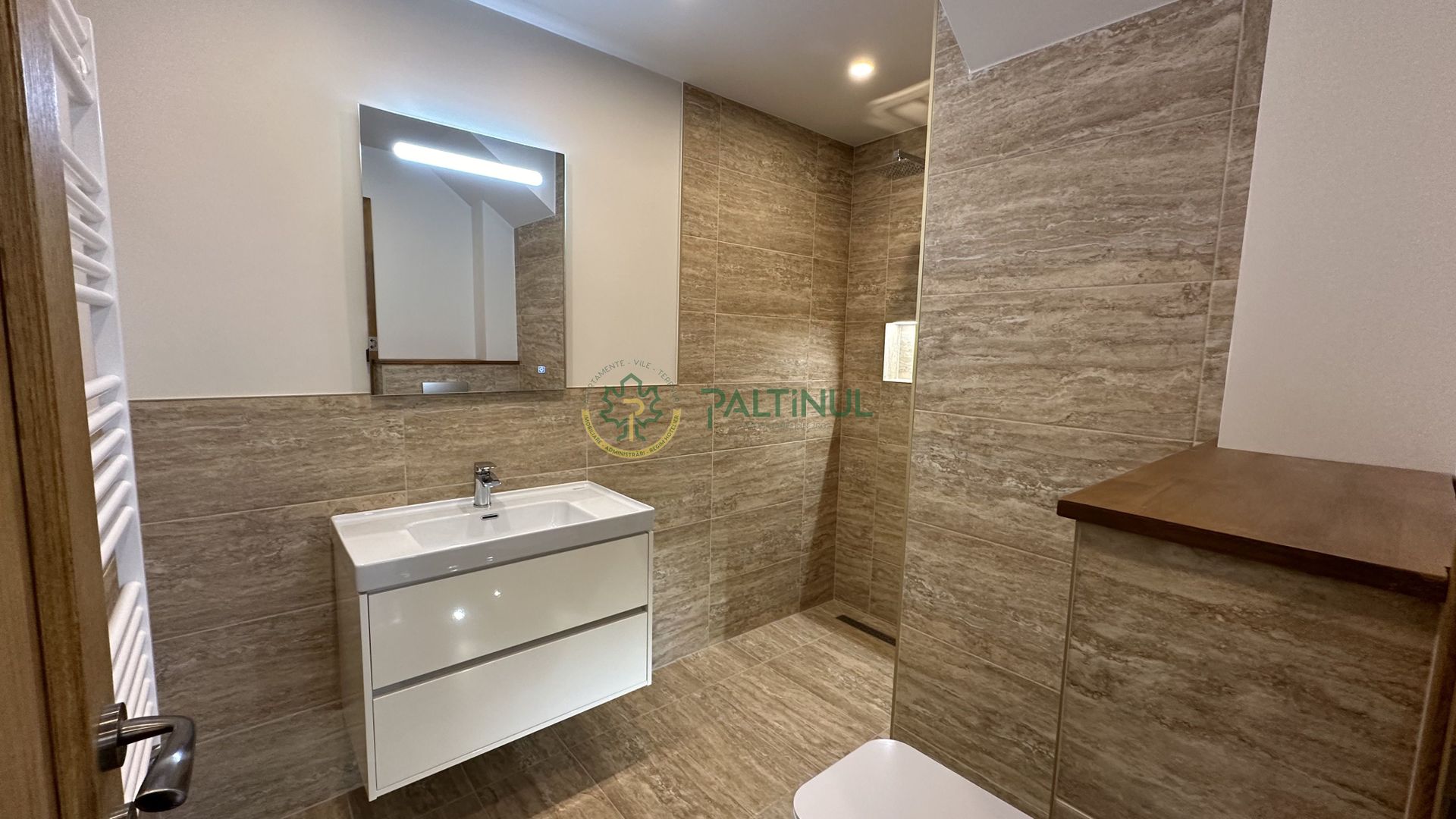 Apartament cu 4 camere pe 3 nivele la Vila -Cartier Arhitectilor