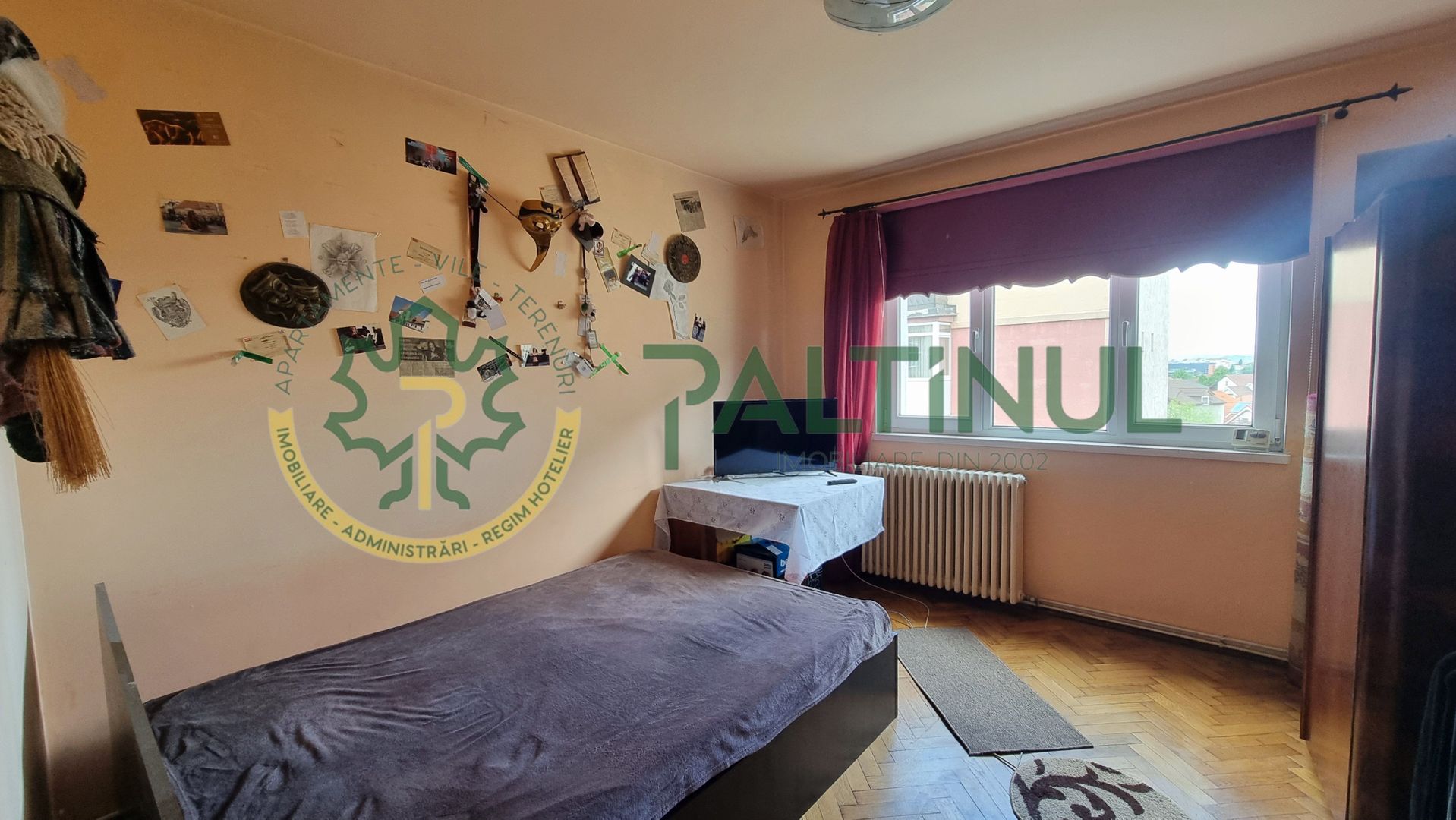 Apartament 3 camere Vasile Aaron, decomandat cu balcon, etaj 4/10, pivniță