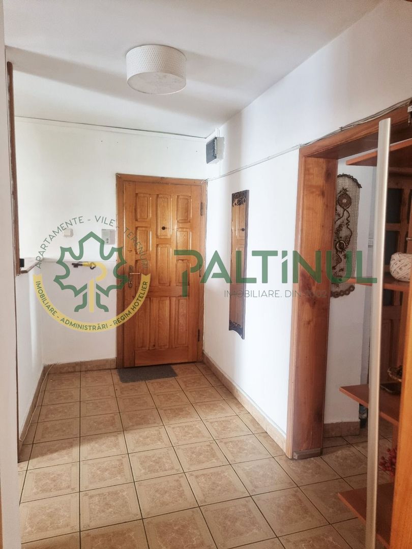 Apartament 3 camere, 2 băi, balcon, lift – Terezian, str. Lungă, 73 mp