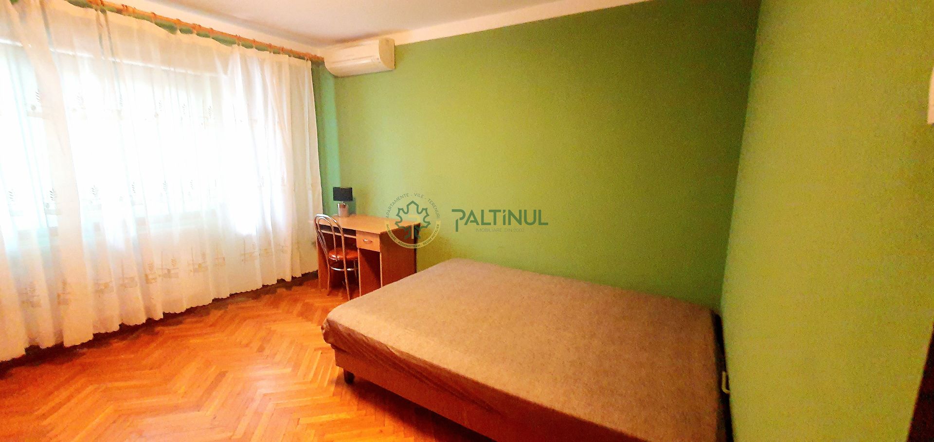 Apartament 3 camere, zona Centrală