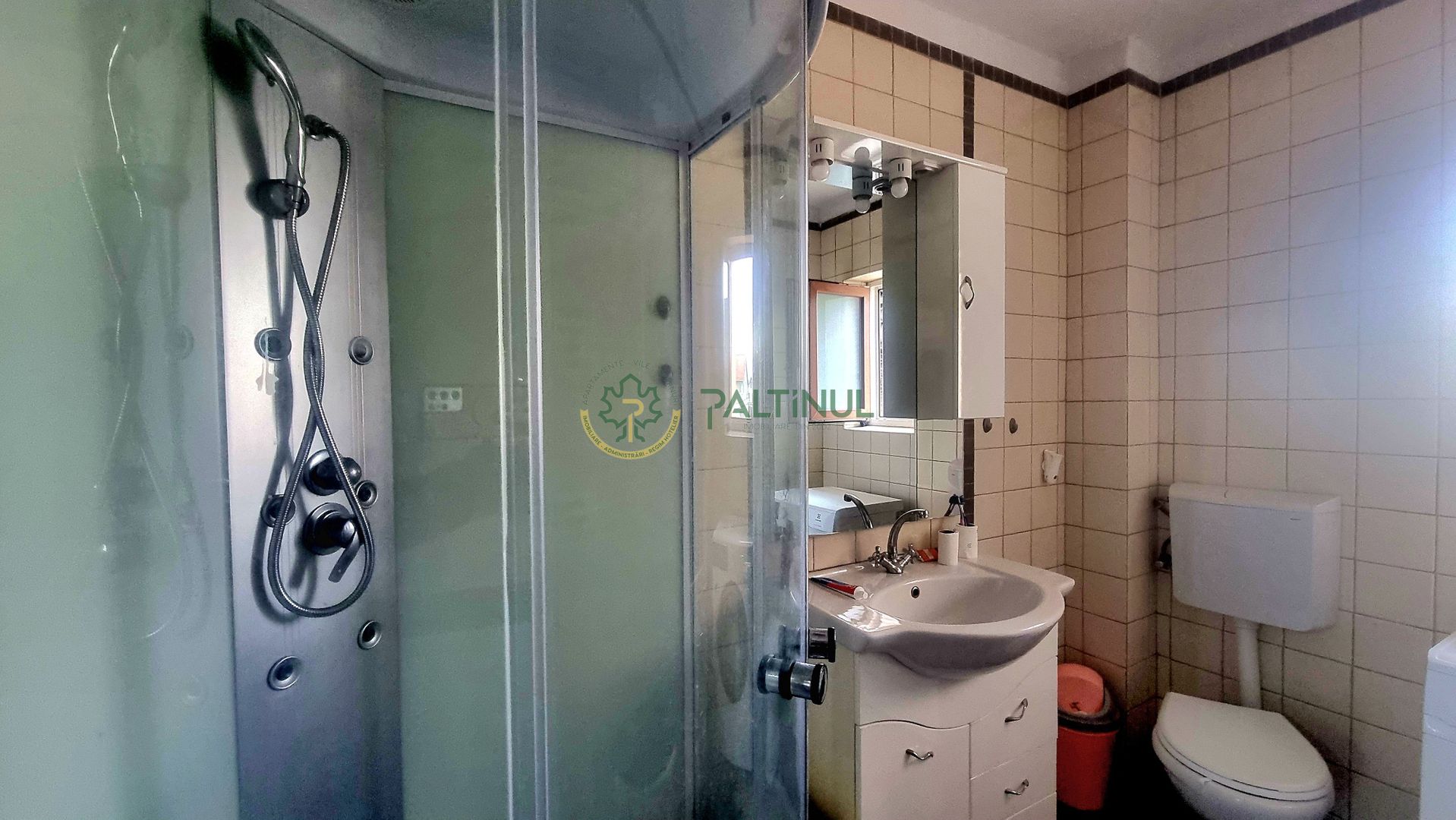 Apartament 2 camere Calea Cisnădiei et. 3 cu balcon, terasa,parcare