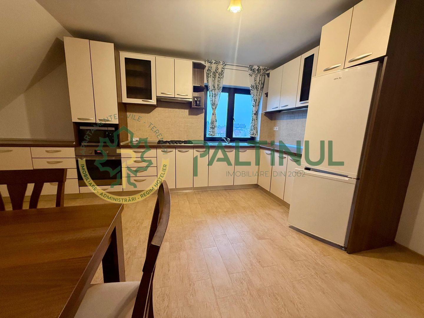 GukineVBKZgAwZMs69O-8bZf1eQIamu7sl-jSagEqIM