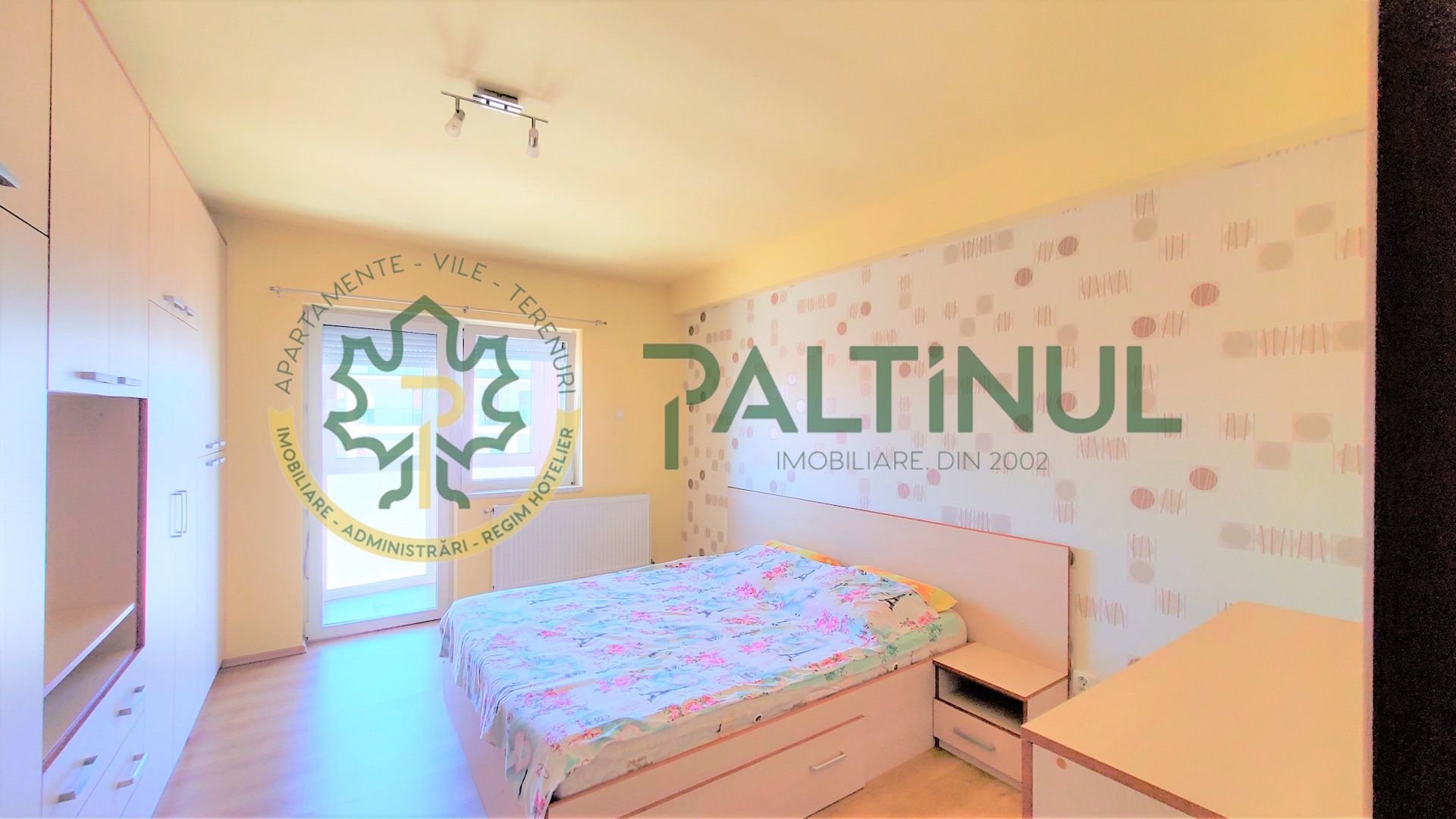 Apartamemt 3 camere et. 2,  balcoane 2, loc parcare 2 pe  Brana
