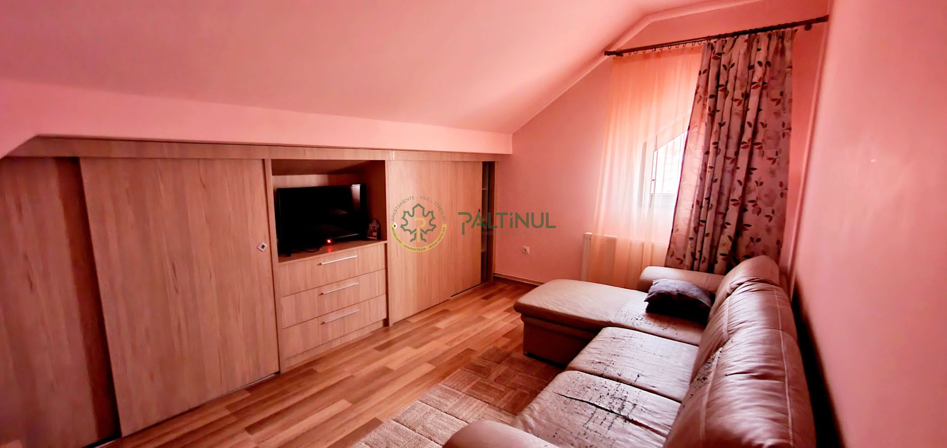 Apartament la casa cu 2 camere, zona Selimbăr