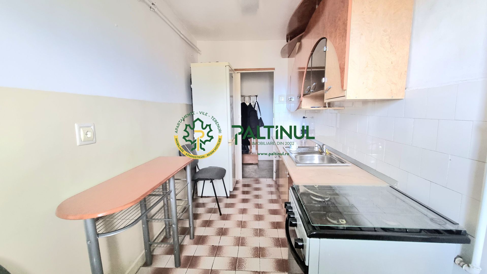 Apartamet 3 camere Mihai Viteazu terasa,pivnita