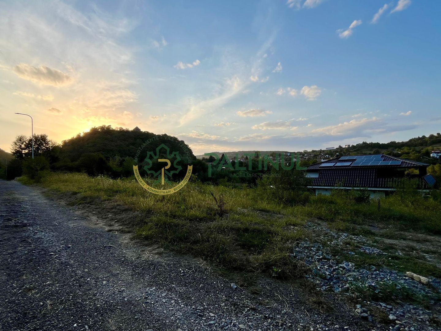 Teren de vânzare – Cisnădioara, zonă deosebită!