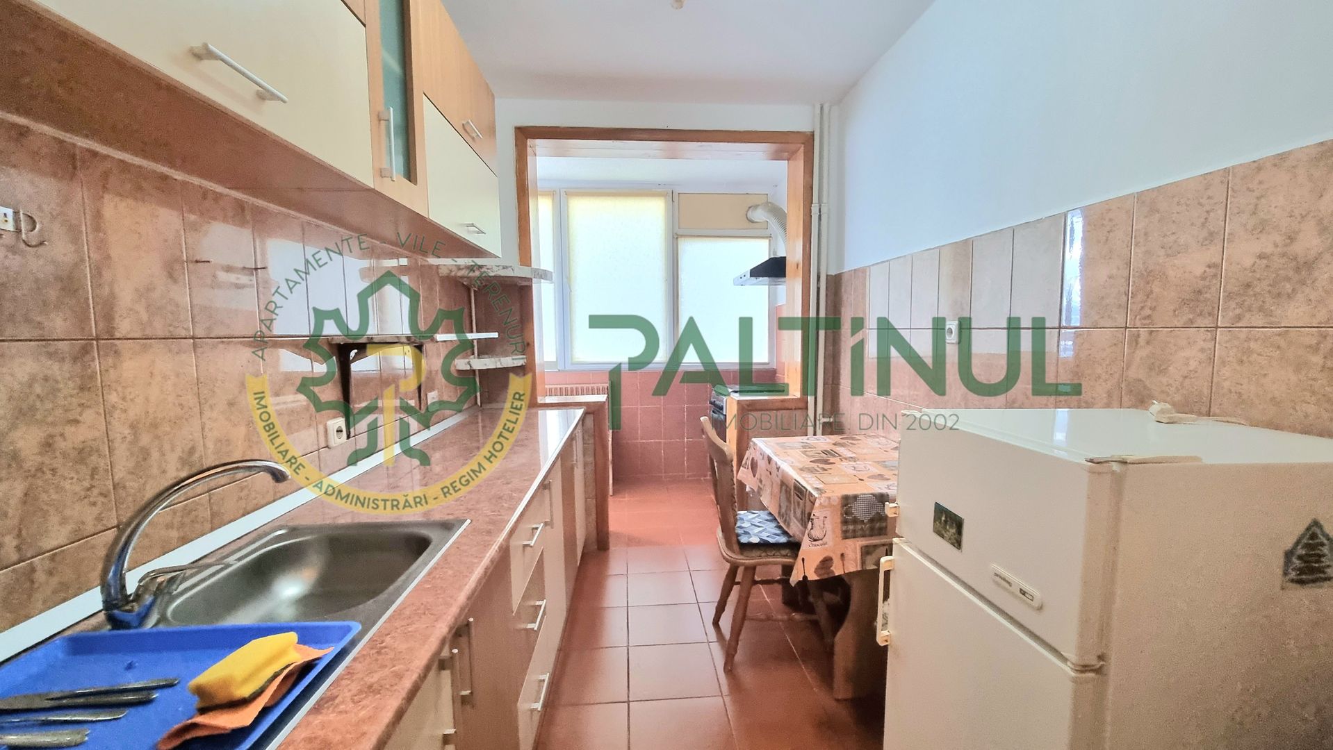 Apartament 2 camere, balcon, 48 mp utili – Mihai Viteazu, etaj 9, bloc cu lift