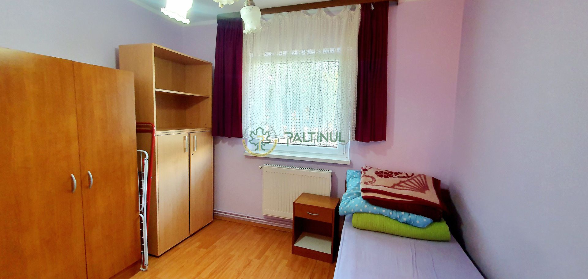 Apartament cu 3 camere, zona Terezian