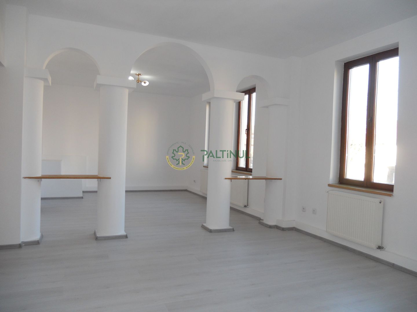 Spatiu comercial sau birouri, artera circulata, zona Calea Dumbravii