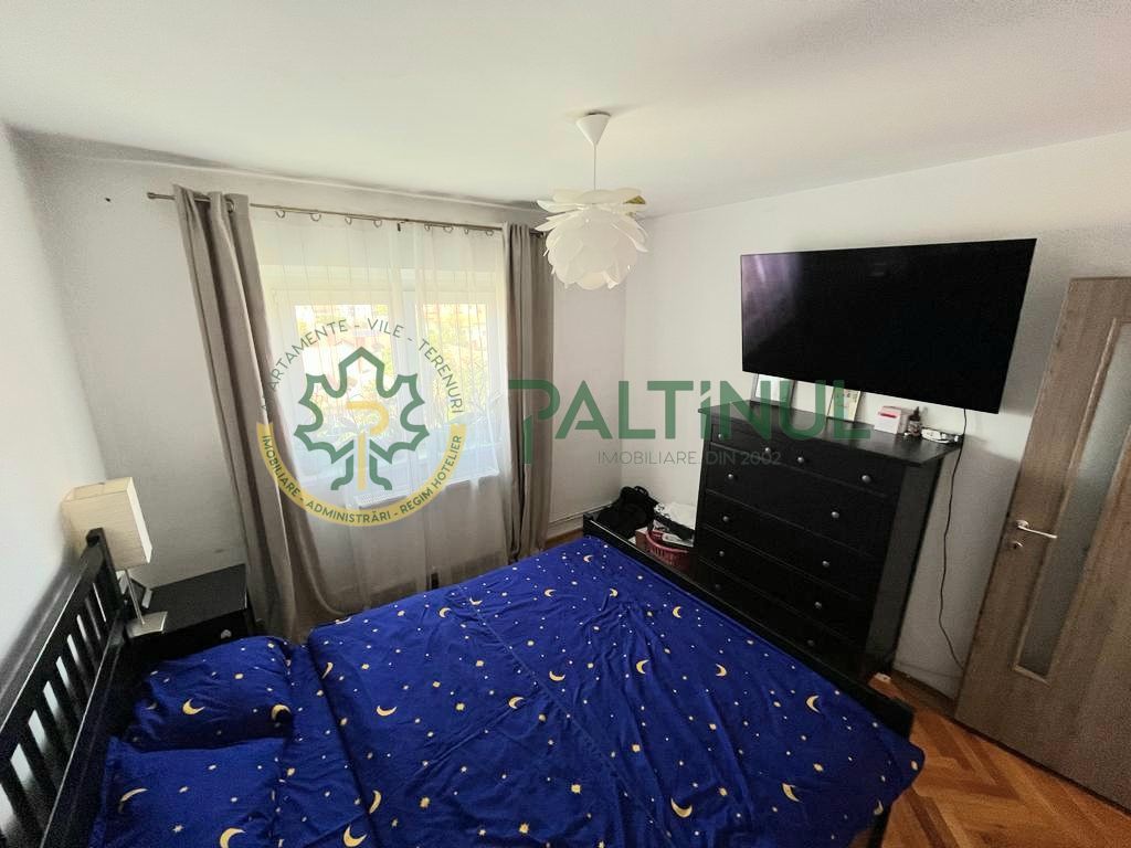 Apartament cu 3 camere cu balcon et. 4 Scoala de Inot