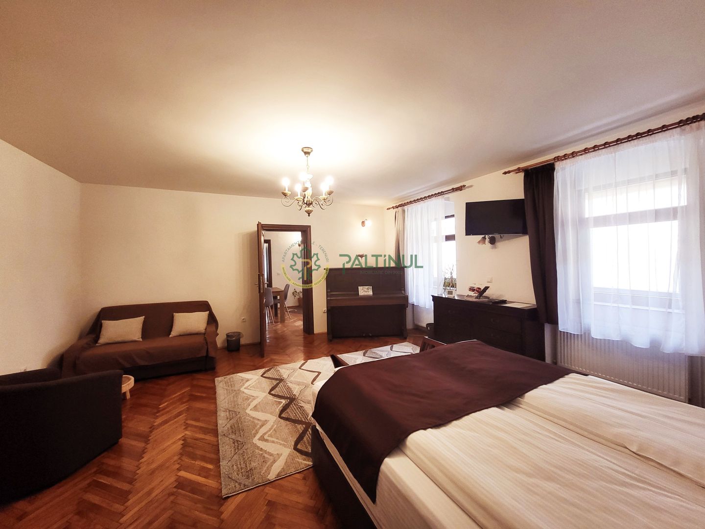 Apartament 100 mp, de închiriat – Central, Sibiu, cu terasă