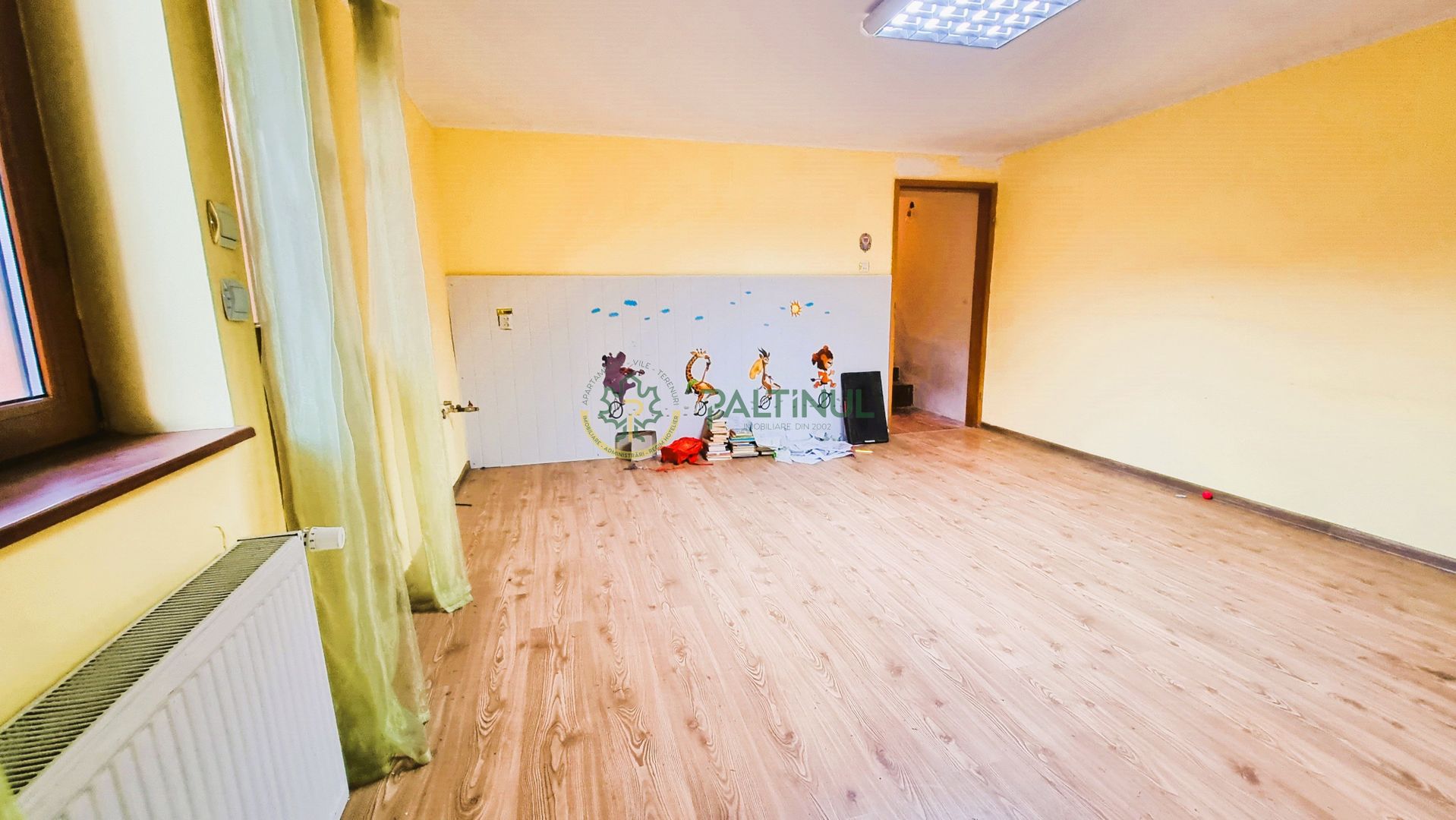 Casa cu teren 567 mp cu 11 camere PIATA CLUJ