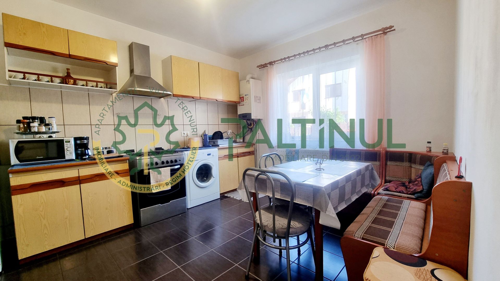 Casă tip duplex în Șelimbăr, zona Dracula – garaj, curte, 3 dormitoare