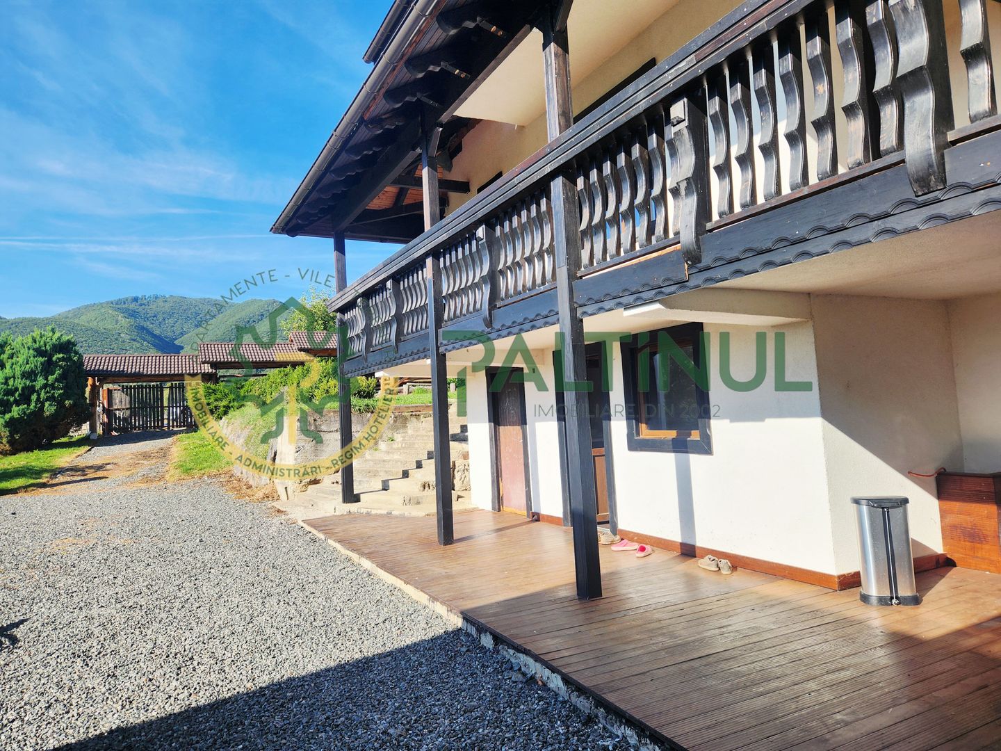 Casă modernă în Tocile – 1700 mp teren, 3 dormitoare, panoramă superbă