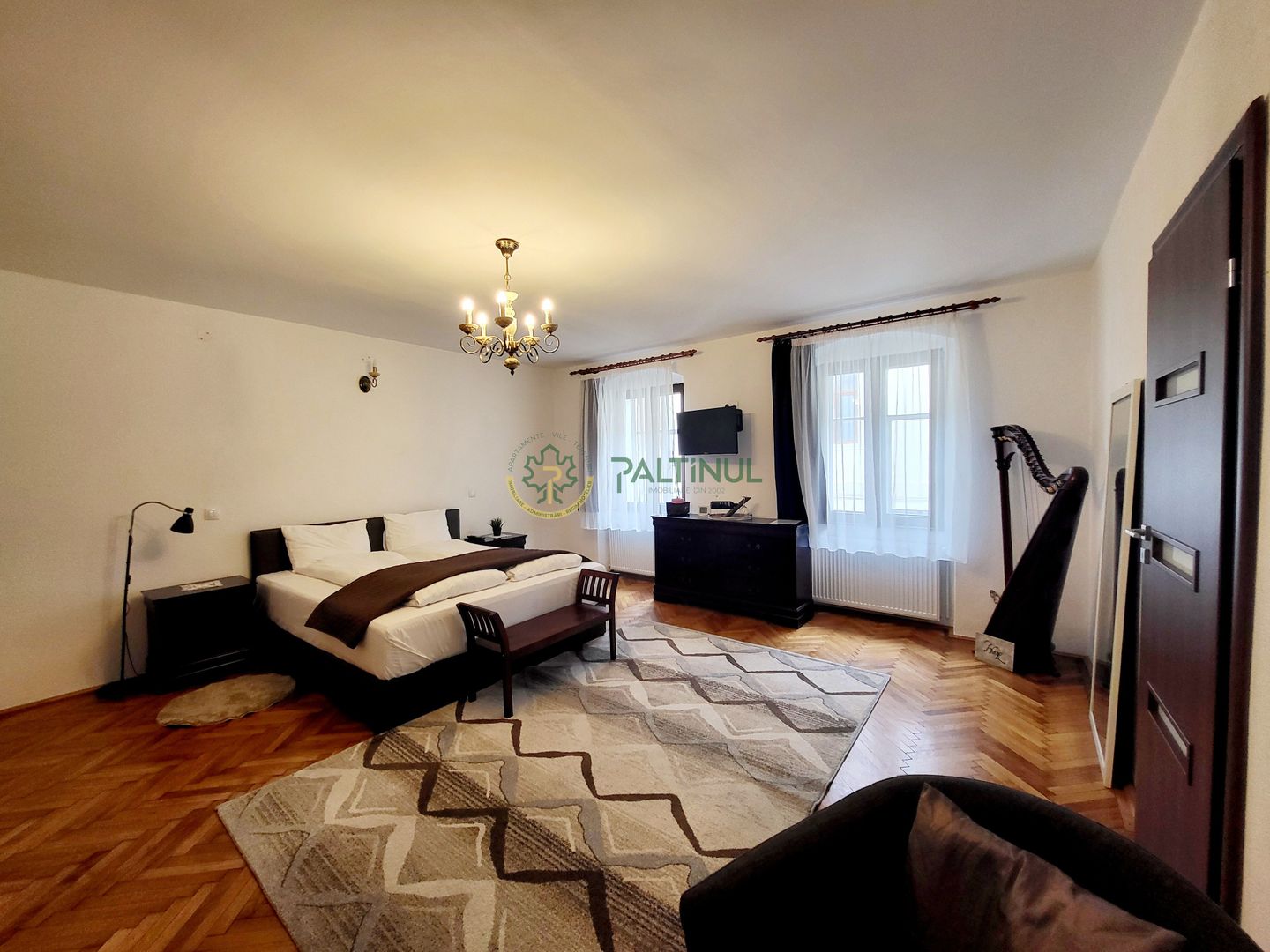 Apartament 100 mp, de închiriat – Central, Sibiu, cu terasă