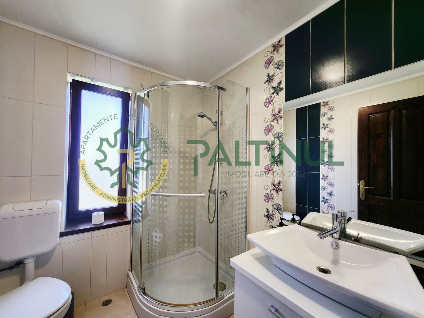 Casă modernă în Tocile – 1700 mp teren, 3 dormitoare, panoramă superbă