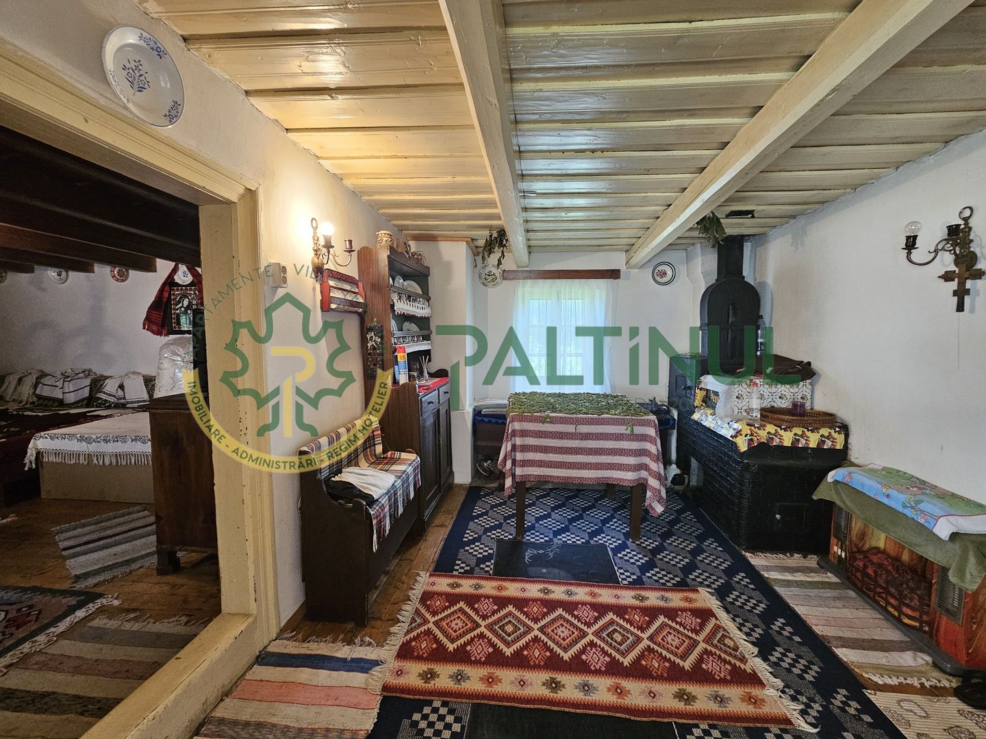 Casă cu Teren Generos și Priveliste Superbă către Munți – Fântânele, lângă Sibiu