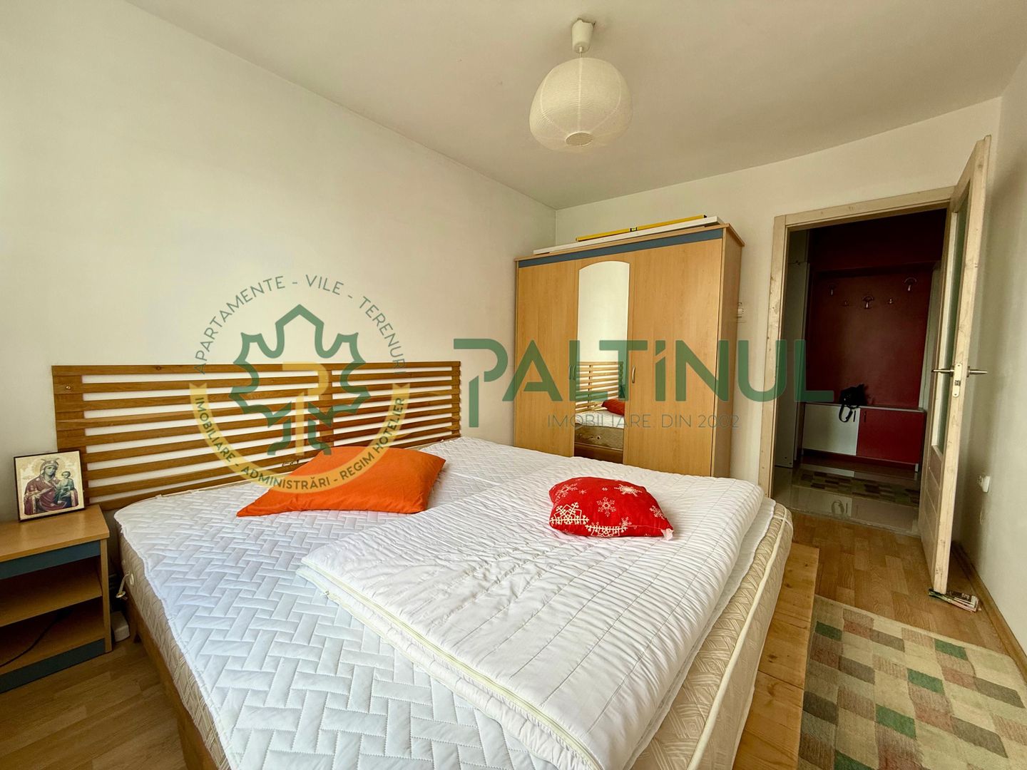 XfousanjdkCiR_mLOMs2G7jLmYMtUtRTXFkN58IqT4w