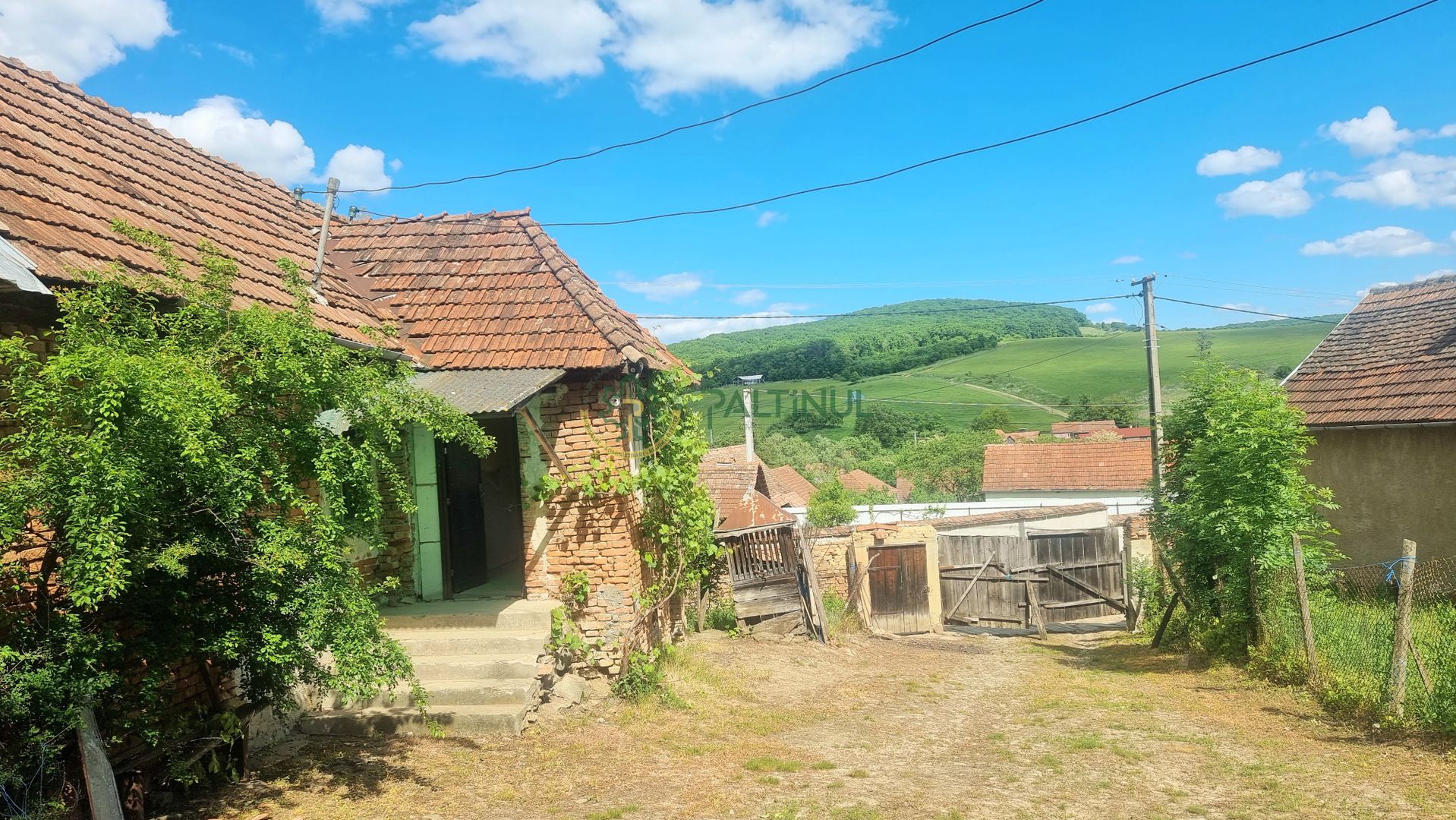 Casa cu teren 1249 mp Sibiu, Chirpar