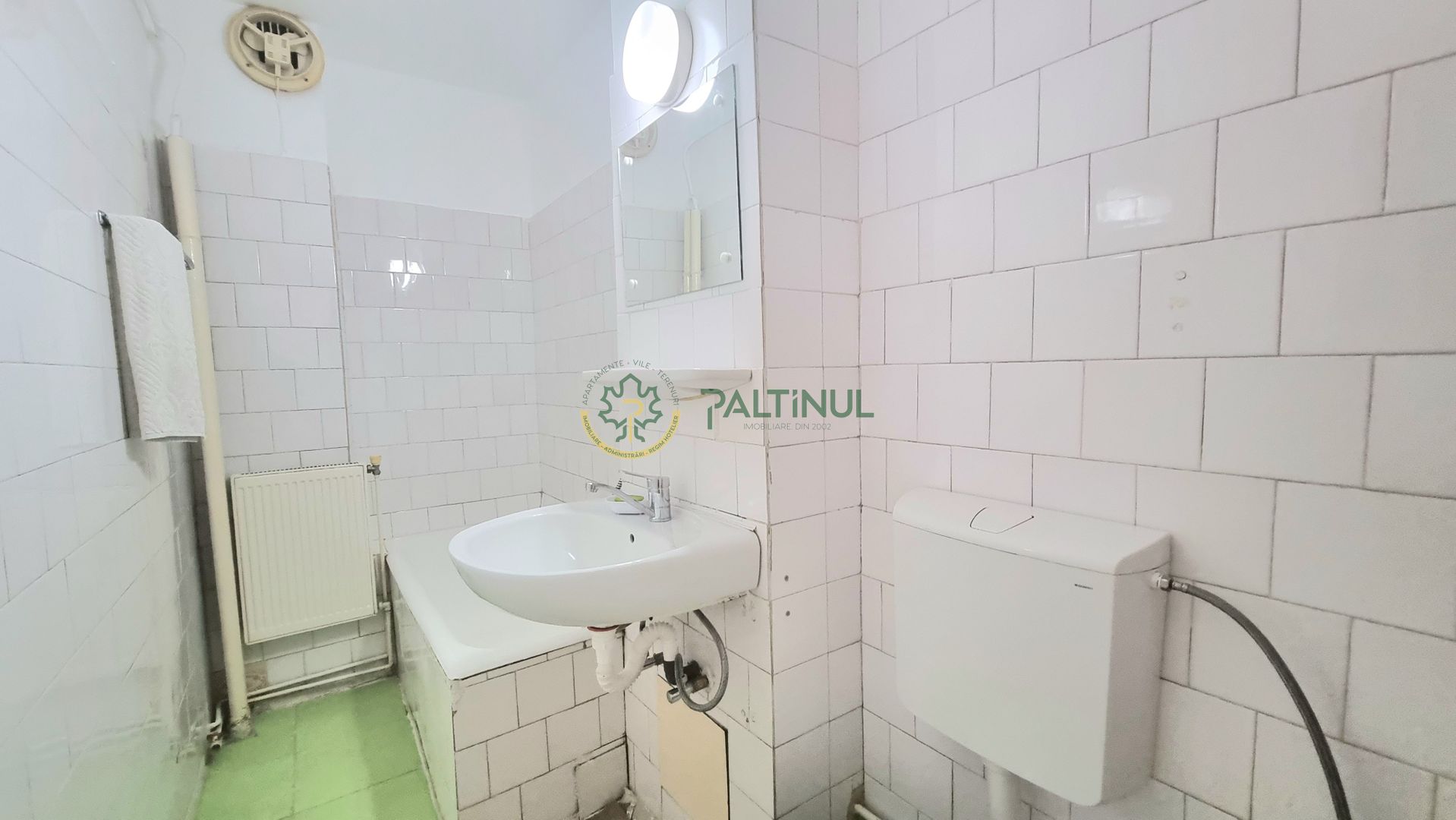 Ap. 3 camere cu balcon si 2 bai Valea Aurie