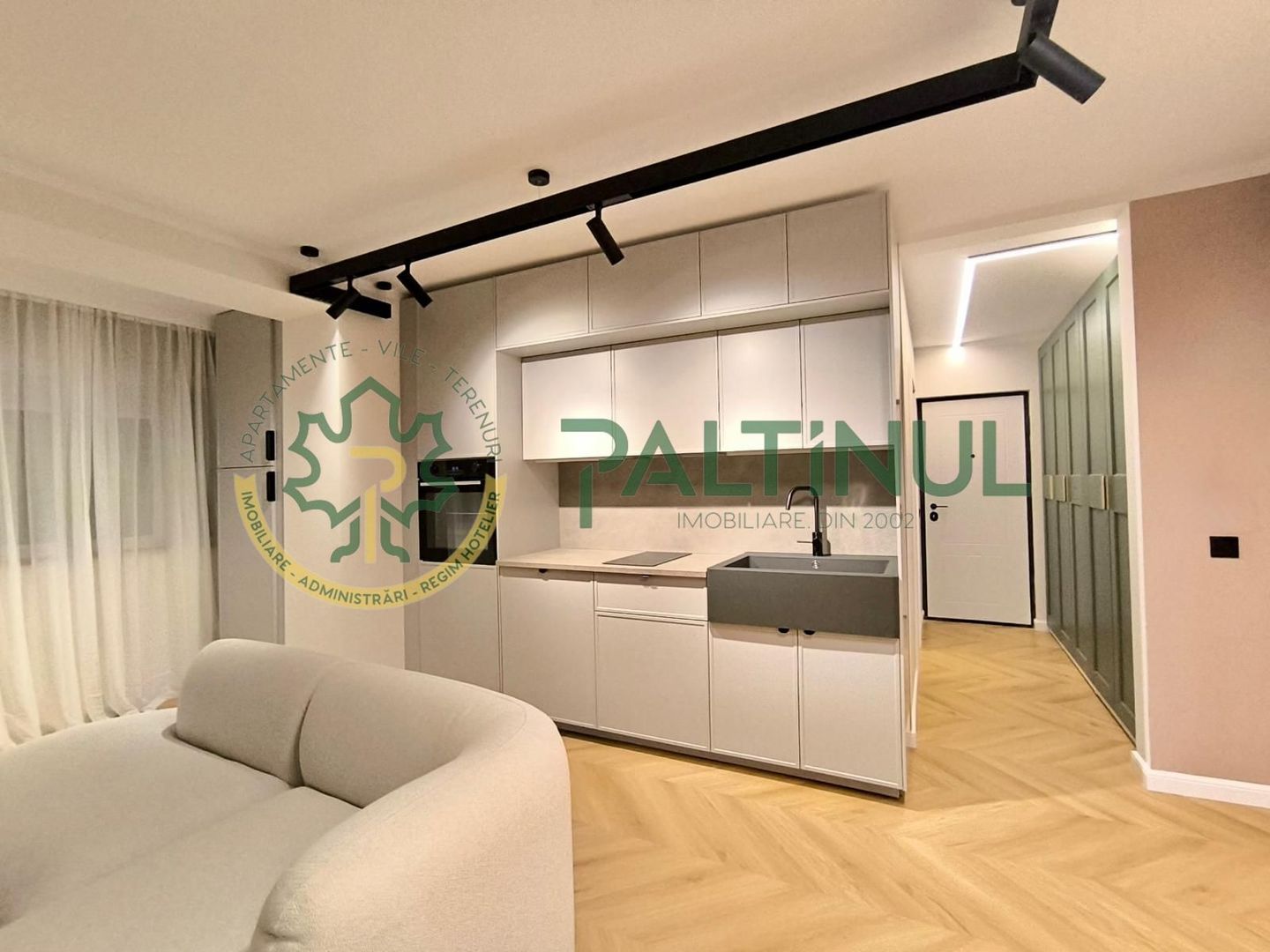 Z2_IzStCNGYL_7FLjsJJZdTdEnailAbs6P1tvczcYng