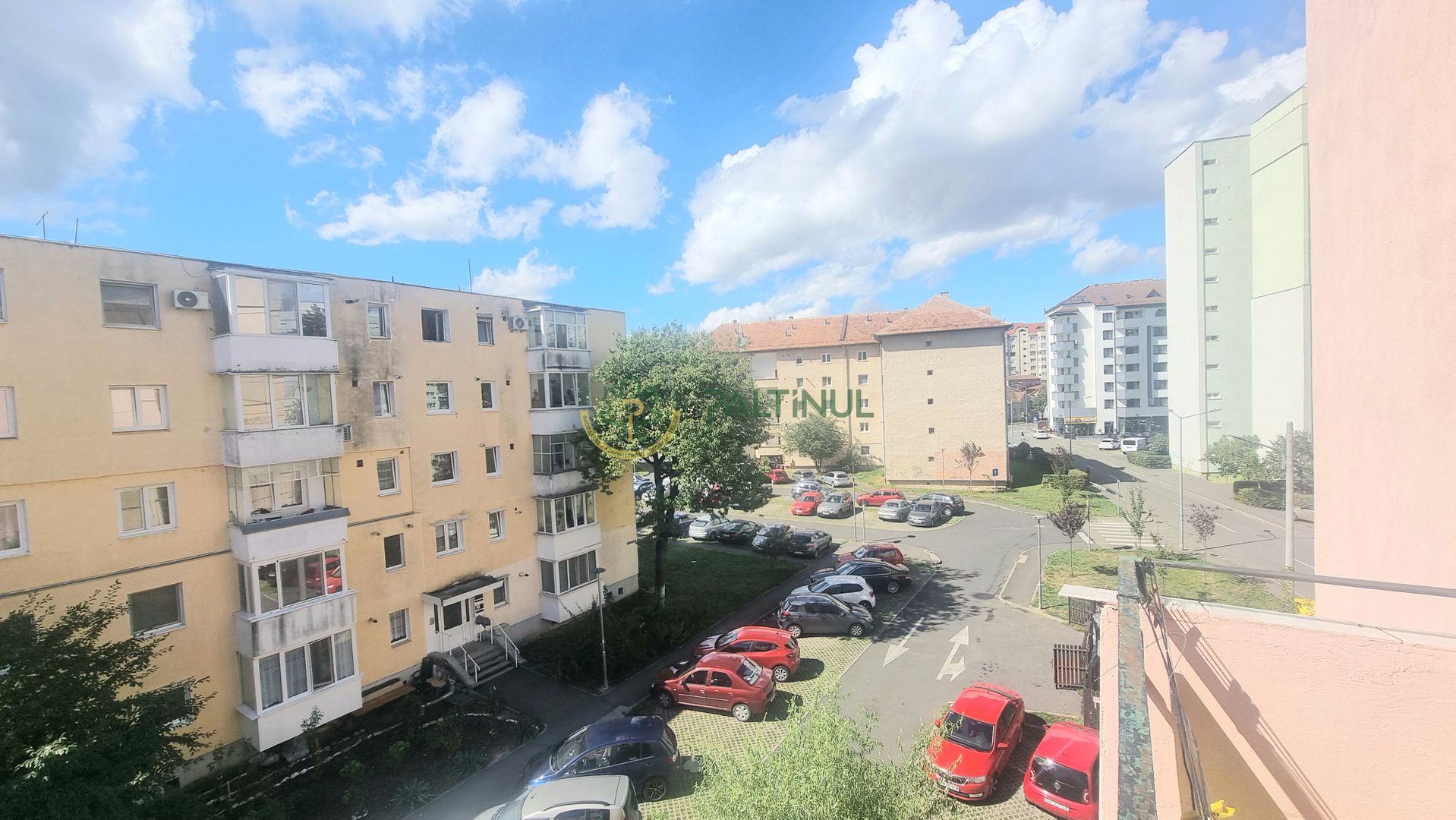 Apartament 2 camere et 3 zona Mihai Viteazu