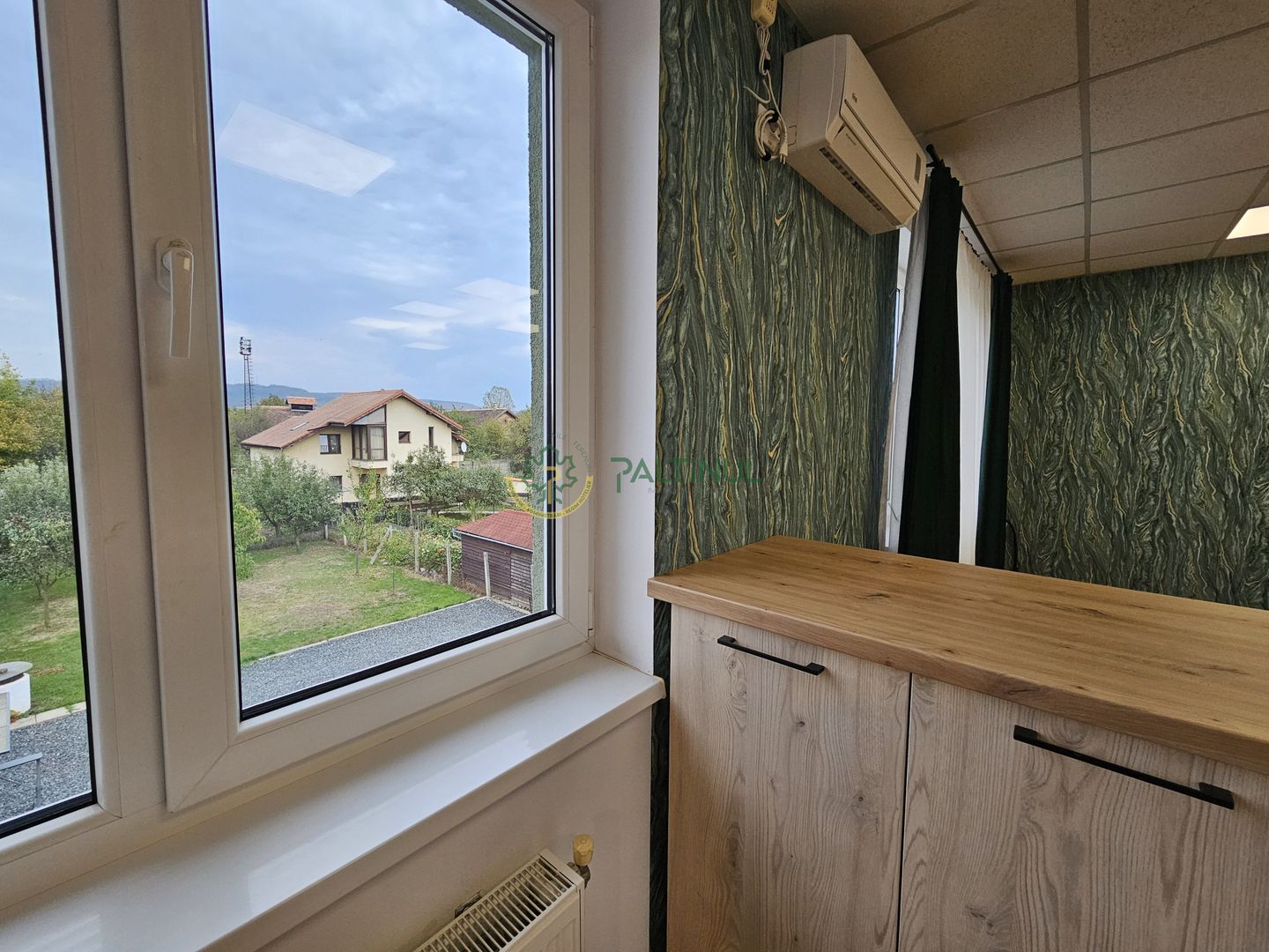 Apartament multifuncțional Trei Stejari, 2 locuri parcare