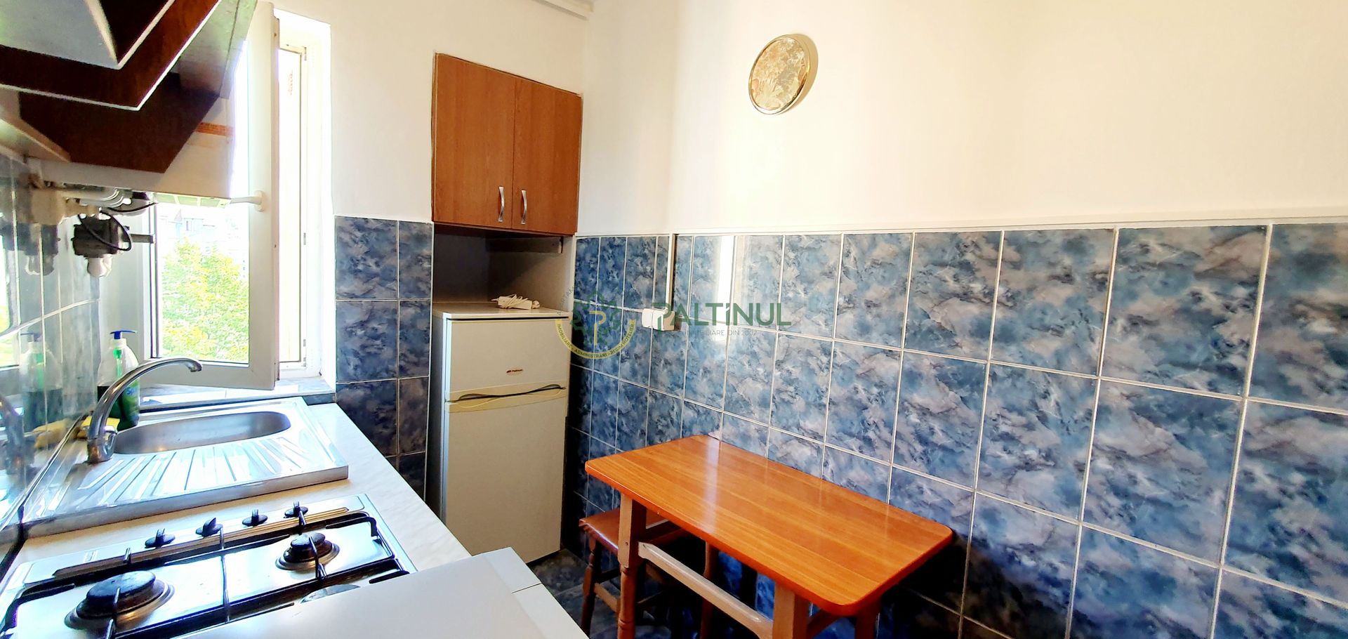 Apartament cu 2 camere, zona Calea Cisnadiei