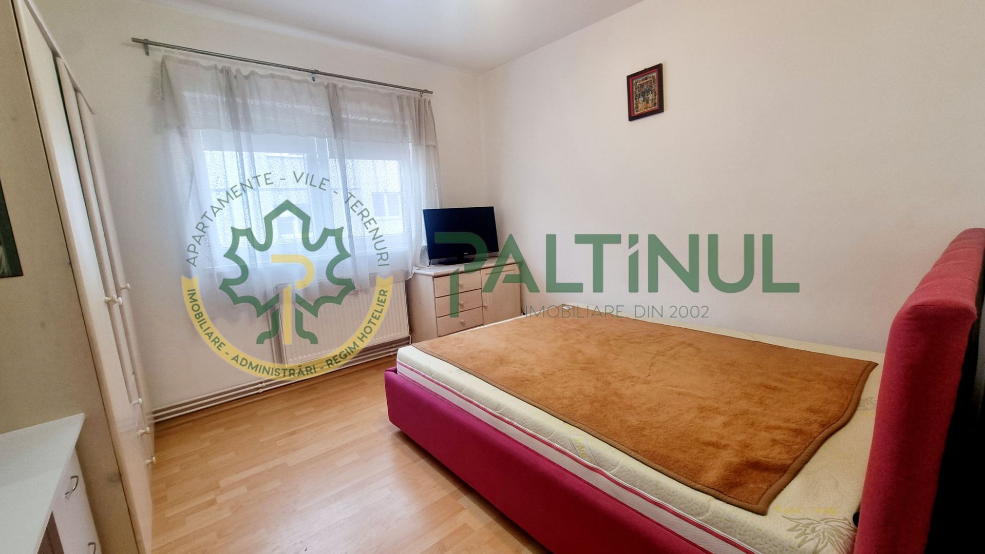 Apartament decomandat cu balcon și pivniță – Sibiu, Vasile Aaron