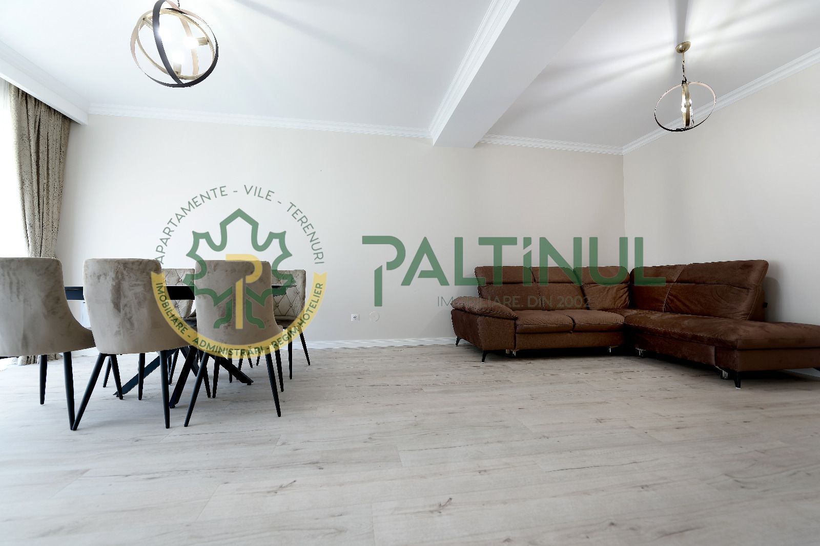 Apartament 3 camere ultrafinisat, 89 mp utili, Centru Sibiu – parcare și terasă