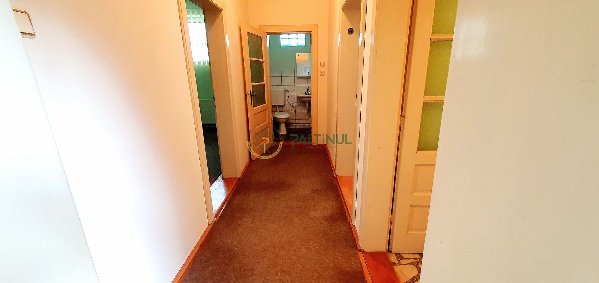 Apartament cu 3 camere la casa, zona Vasile Aaron