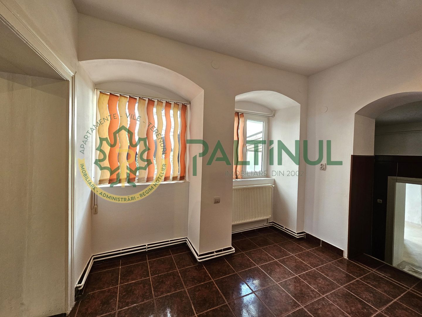 Vând apartament spațios la casă – Str. 9 Mai, Sibiu, zonă centrală!