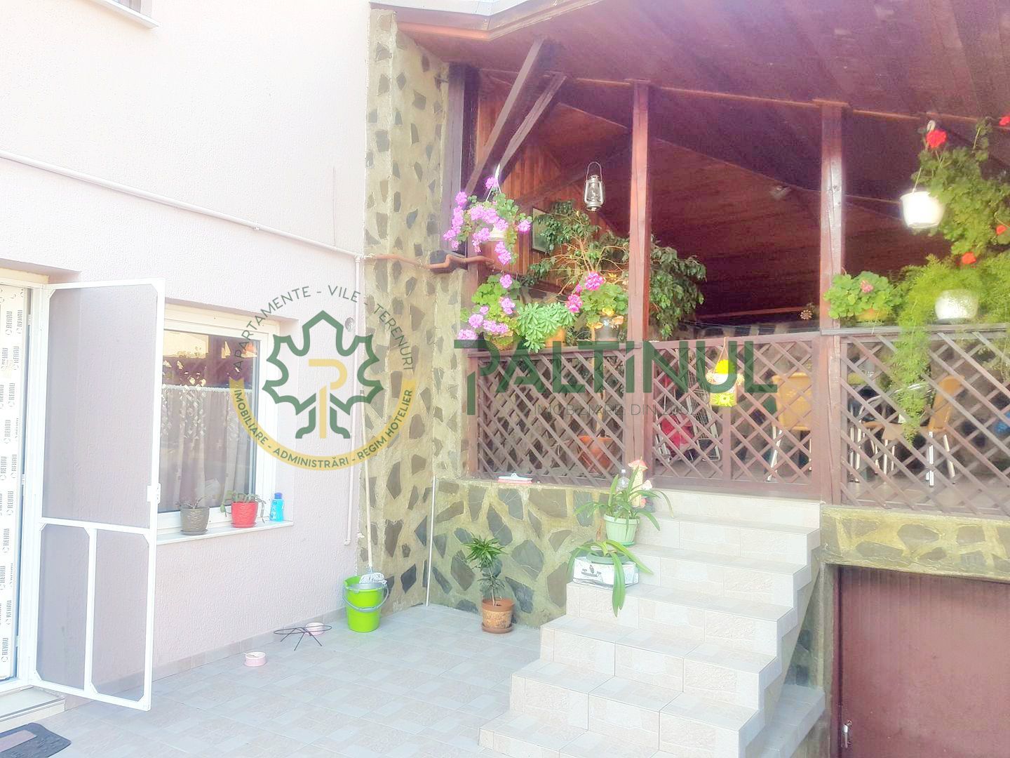 7 room House / Villa for sale, Trei Stejari area