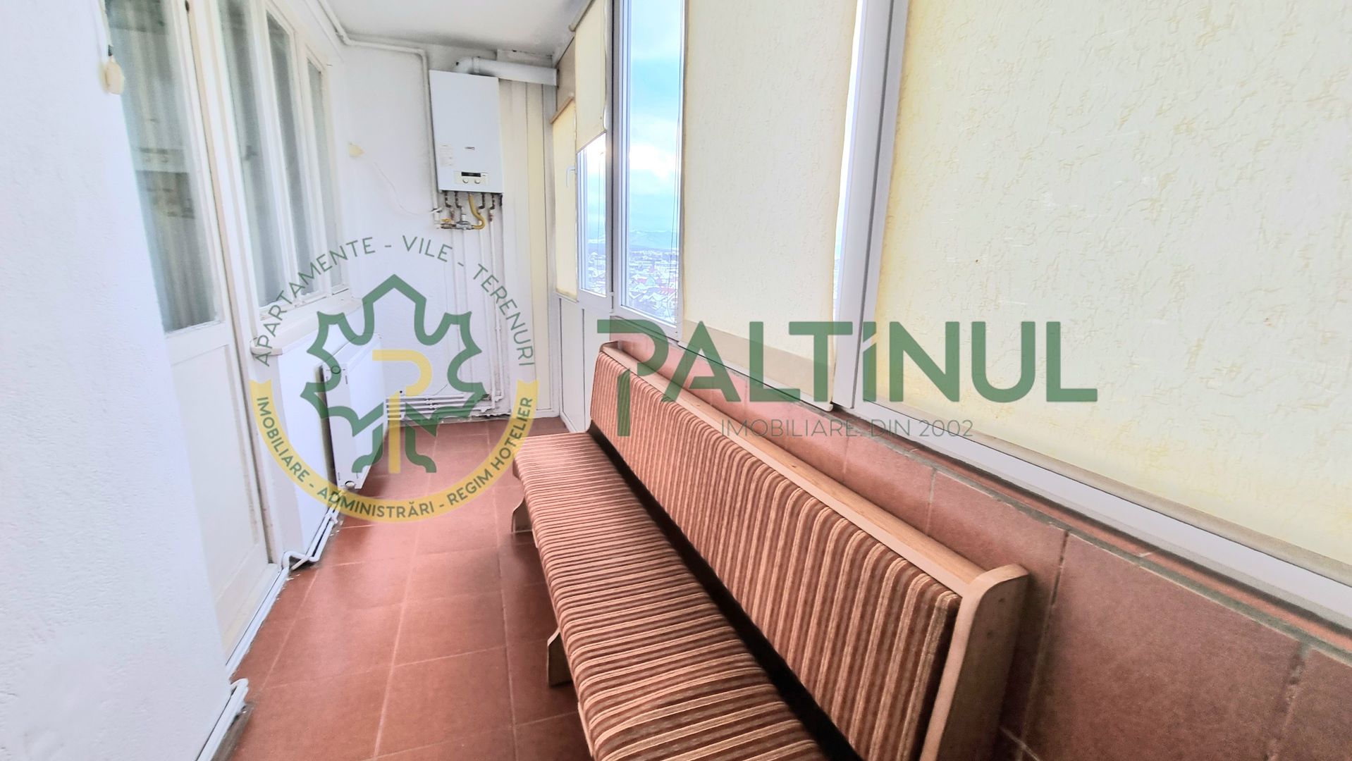 Apartament 2 camere, balcon, 48 mp utili – Mihai Viteazu, etaj 9, bloc cu lift