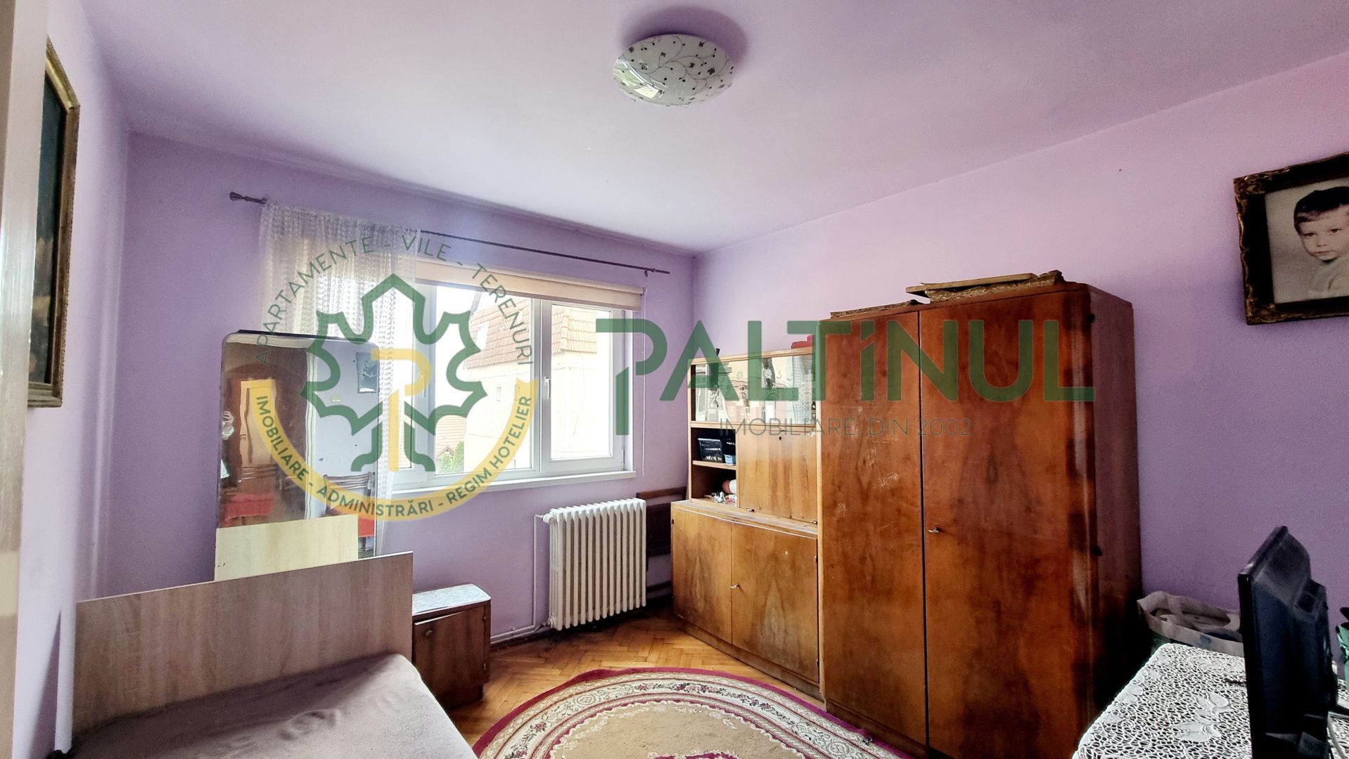 Apartament 3 camere Vasile Aaron, decomandat cu balcon, etaj 4/10, pivniță