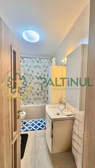 hIpHLrQPuLFLxZoP6SFP-FiES_2U4UDli2lDX-f92s0