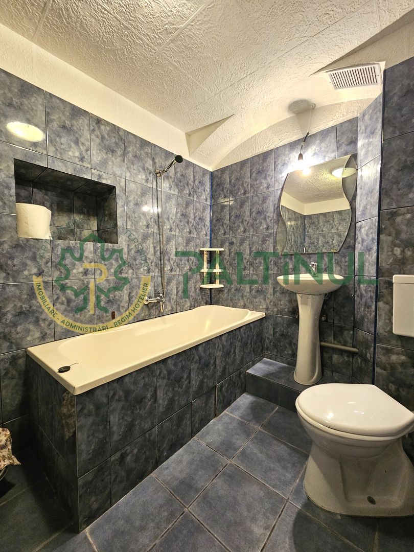 Vând apartament spațios la casă – Str. 9 Mai, Sibiu, zonă centrală!