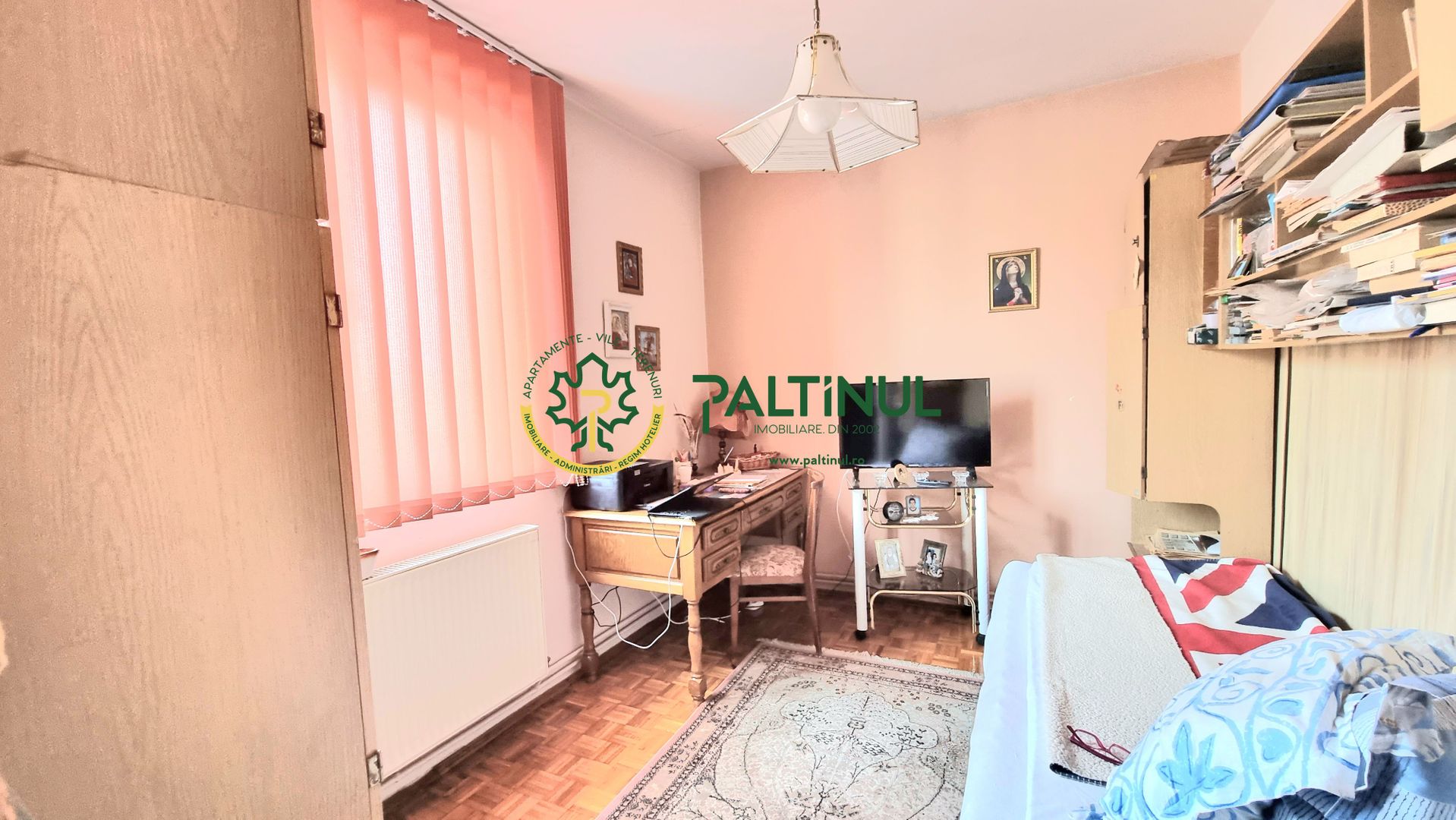 Apartament 3 camere cu balcon etaj 4 Strand str. Gorjului