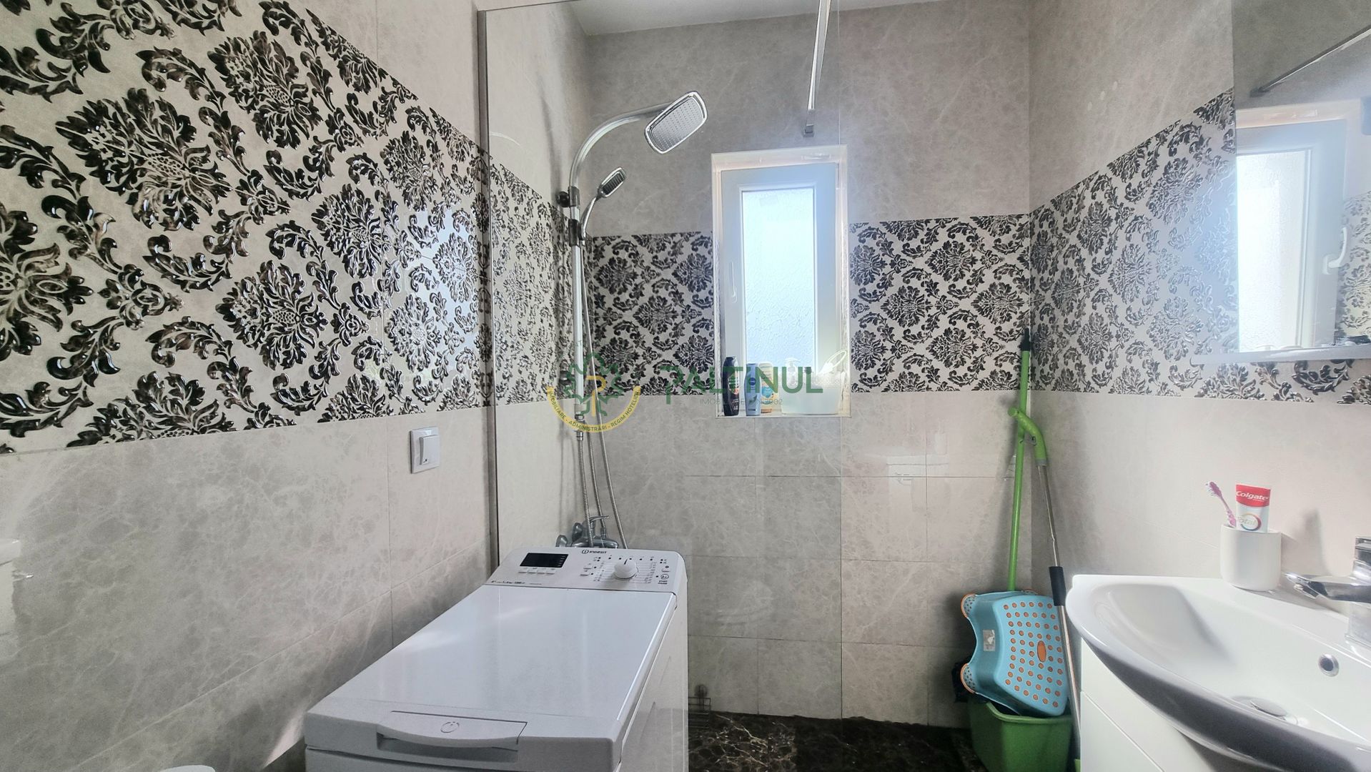 Apartament 3 camere cu 2 balcoane -Calea Cisnadiei