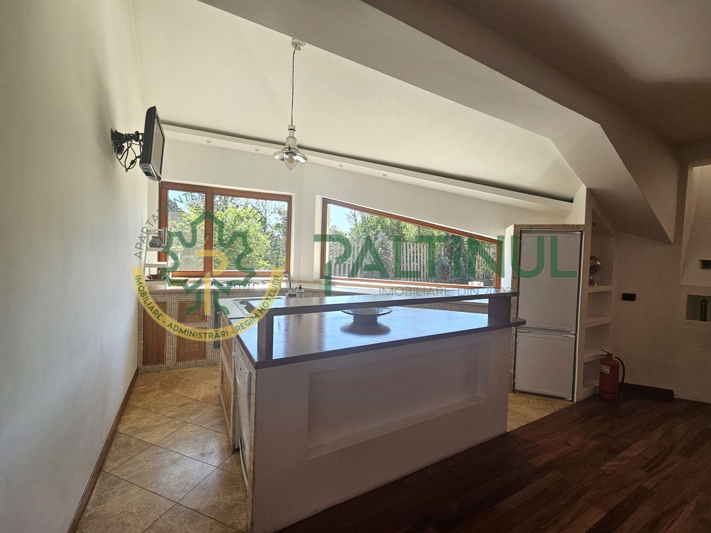 Casă individuală de lux,  curte mare, 5 camere Șelimbăr,Sibiu